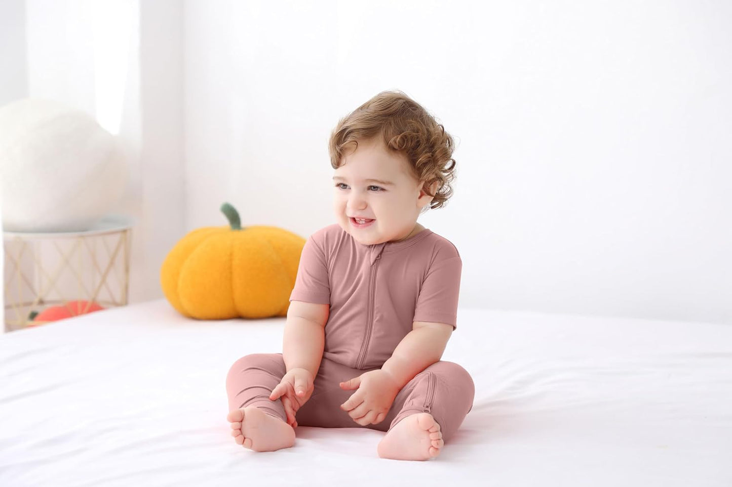 GUISBY Rayon Made from Bamboo Baby Pajamas, Summer Short Sleeve Footless Rompers, 2 Way Zipper Sleeper