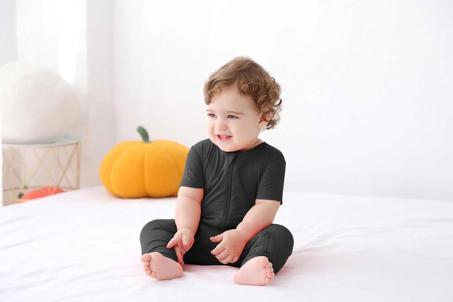 GUISBY Rayon Made from Bamboo Baby Pajamas, Summer Short Sleeve Footless Rompers, 2 Way Zipper Sleeper