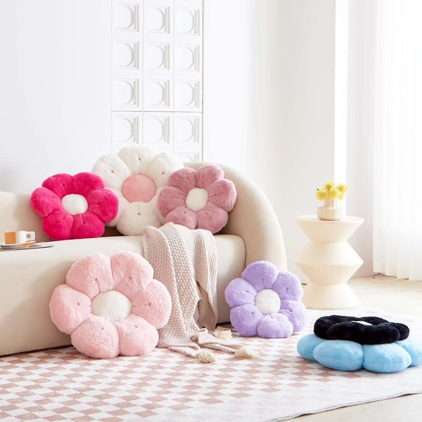 Flower Pillow, Cute Flower Shaped Decorative Pillow, Soft Rabbit Fur Daisy Pillow Home Decor Floor Seating Cushion for Bedroom Living Room (Dusty Pink 19.6 Inch)