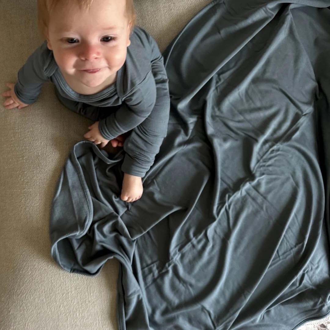 GUNAMUNA Unisex Baby Children Fleece Blanket, Soft and Fluffy, Swaddle Wrap, Size Mini (30" x 40"), Sage