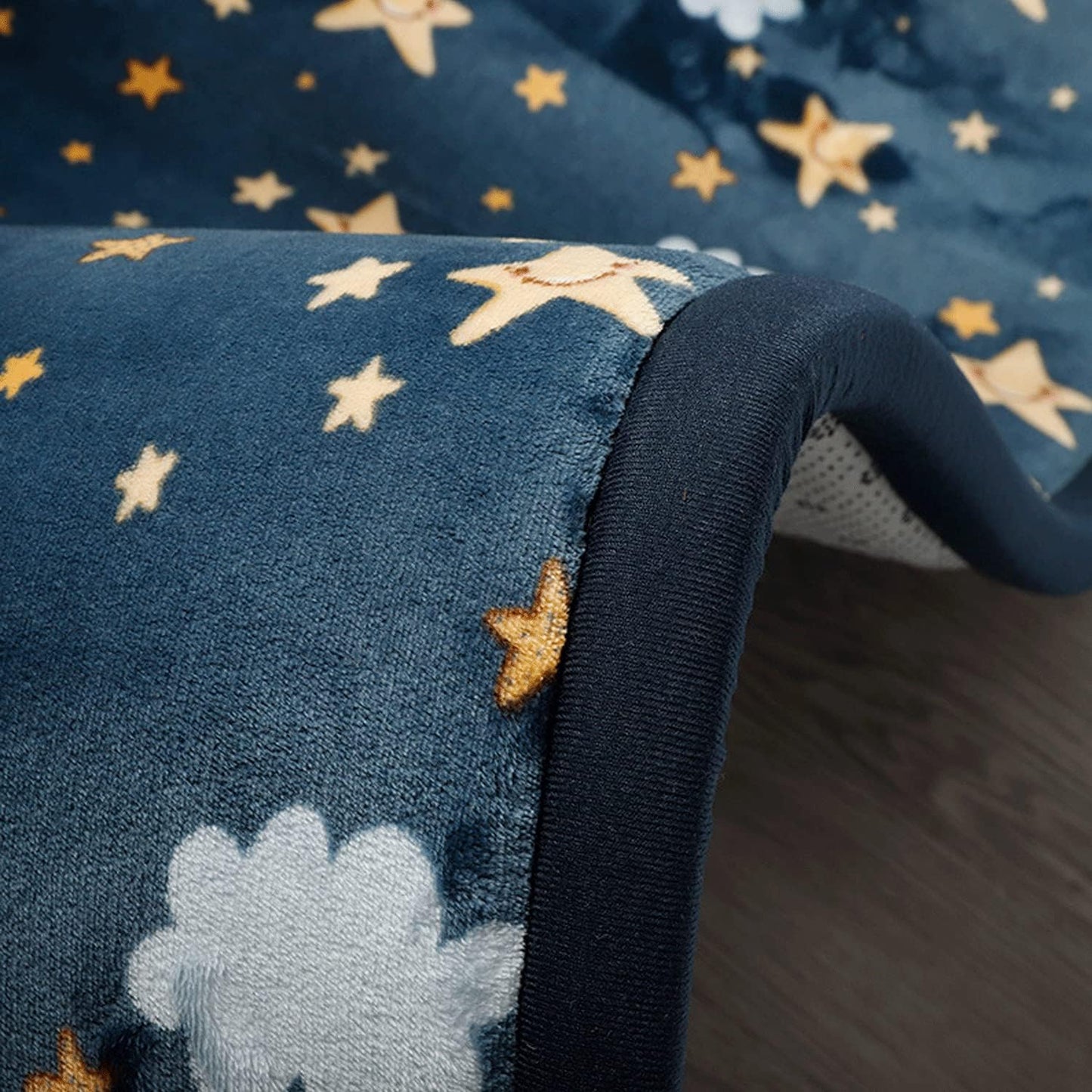 Loartee Coral Velvet Area Rug - 1" Thick Memory Foam Baby Play Mat, Washable Toddler Carpet, Home Decor for Living Room, Nursery, Kids Bedroom, Starry Blue, 4'3"x6'3"