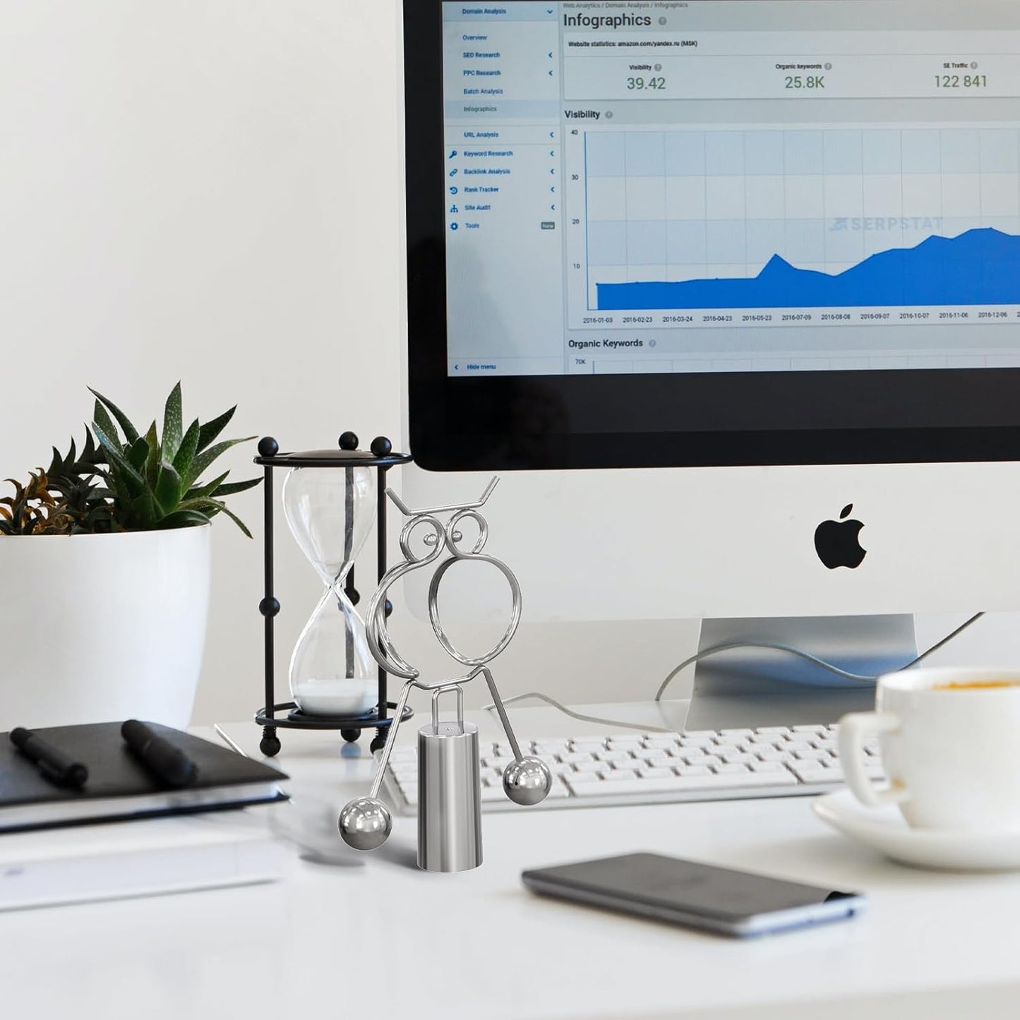 SHIDOW Kinetic Art Balance Toy, Owl Shaped Balancing Physics Toy, Office Desk Tumblers Decompressive Ornaments, Physics Science Model Teaching Supply Desktop Decoration (1PCS)