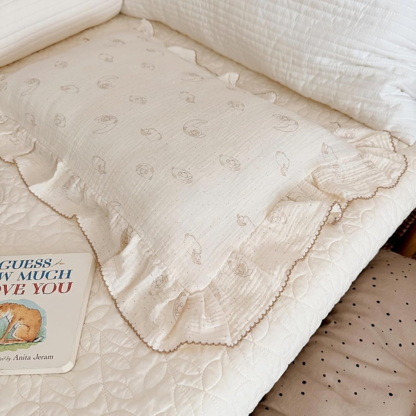 BuLuTu Muslin Kids Pillow Case Standard Size, 20"x26", Envelope Closure, 100% Cotton Pillow Cover, Cute Sheep Pattern Children Pillowcase Fit for Standard Pillows, 1 Pack