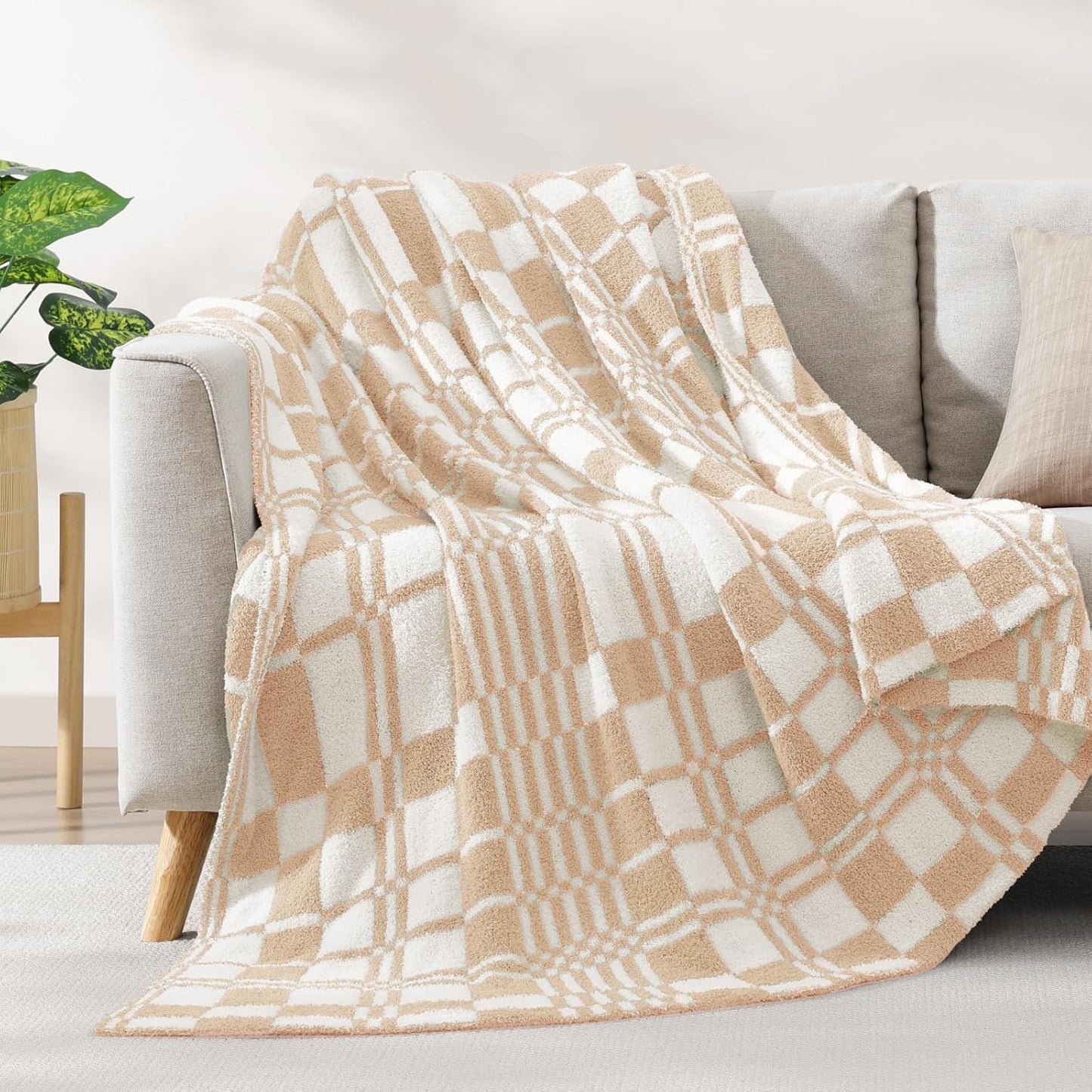WRENSONGE Checkered Throw Blanket, Toast Almond Soft Cozy Fluffy Warm Hand Made Throw Blankets for Couch, Sofa, Chair, Bed, Camping, Picnic, Travel Lightweight Bed Blanket - 50"*60"