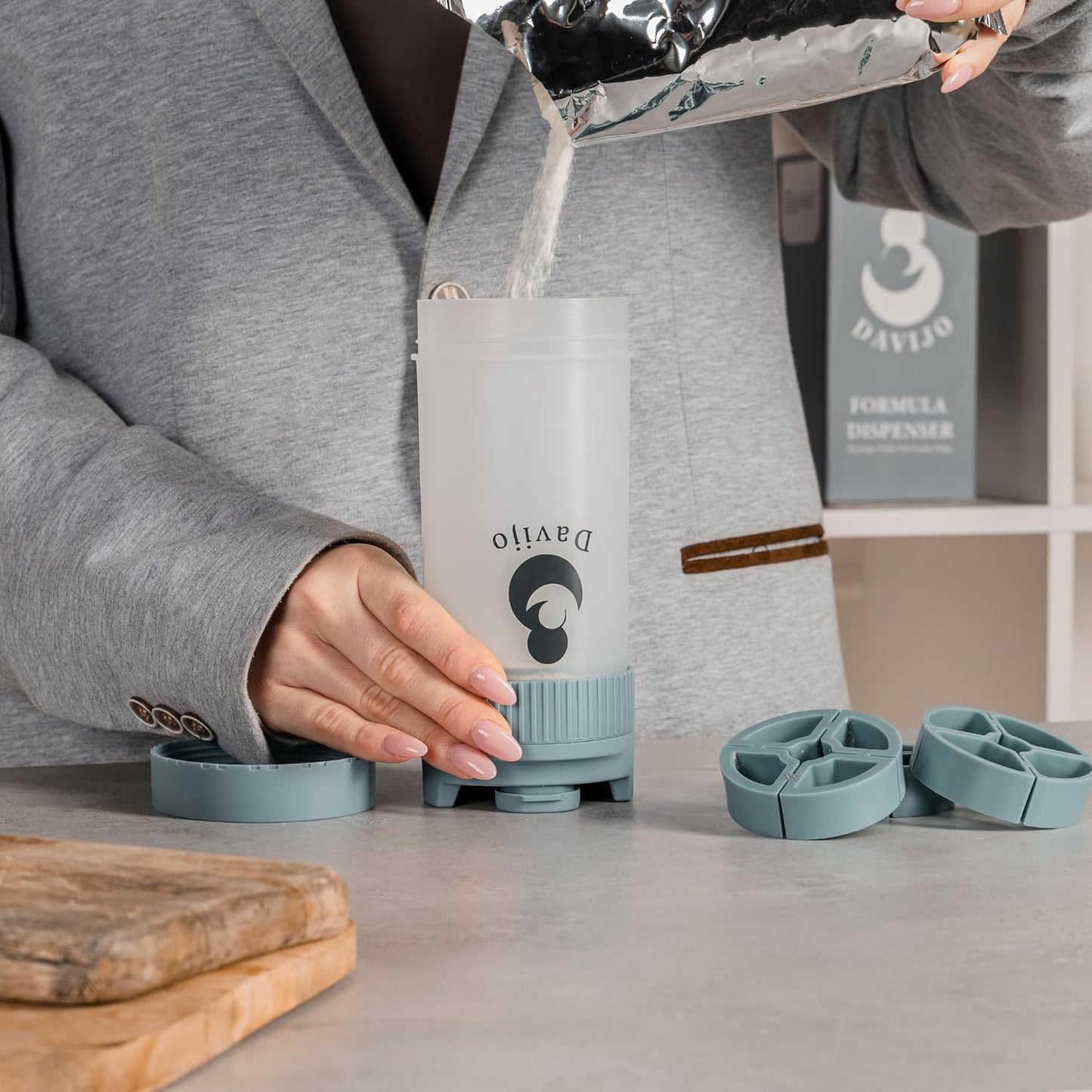 Formula Dispenser - Replaces Hand Scooping - Add Desired Amount with a Few clicks - Baby Formula Container to go - 10ounces Baby Milk Powder Storage - for Home & Travel