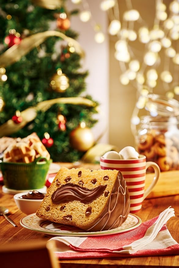 Bauducco Chocottone Hazelnut Cream - Moist & Fresh Cake, Traditional Italian Recipe with Fudge Topping, Filled with Hazelnut Cream and Chocolate Chips, 16.0 oz (Pack of 1)