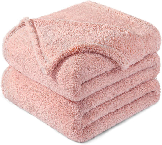 Exclusivo Mezcla King Size Flannel Fleece Blanket, Super Soft Velvet Plush Bed Blanket, Fuzzy Cozy and Warm for All Seasons, 90x104 Inches, Pink
