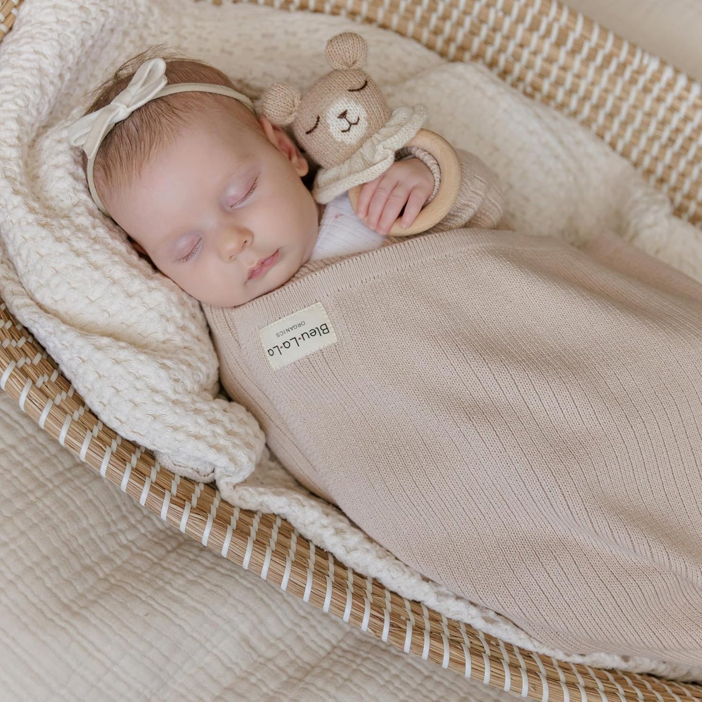 Organic Ribbed Swaddle Blanket for Boys & Girls - 100% Luxury Organic Soft Cotton Knit Warm Cozy Cuddle Stroller Crib Blanket for Newborns, Infants, & Toddlers (Oatmeal)